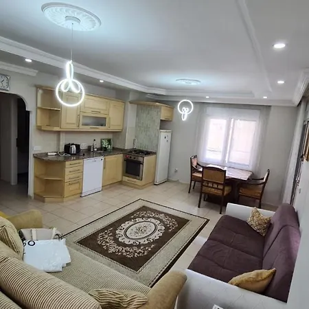 Апартаменты Cleopatra Plajina 50Mt Deniz Goren Ferah 2+1 Daire